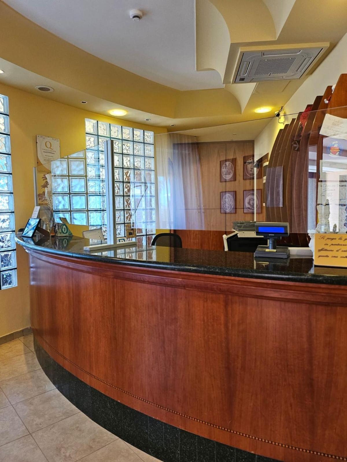 Hotel Stella Marina 3*
