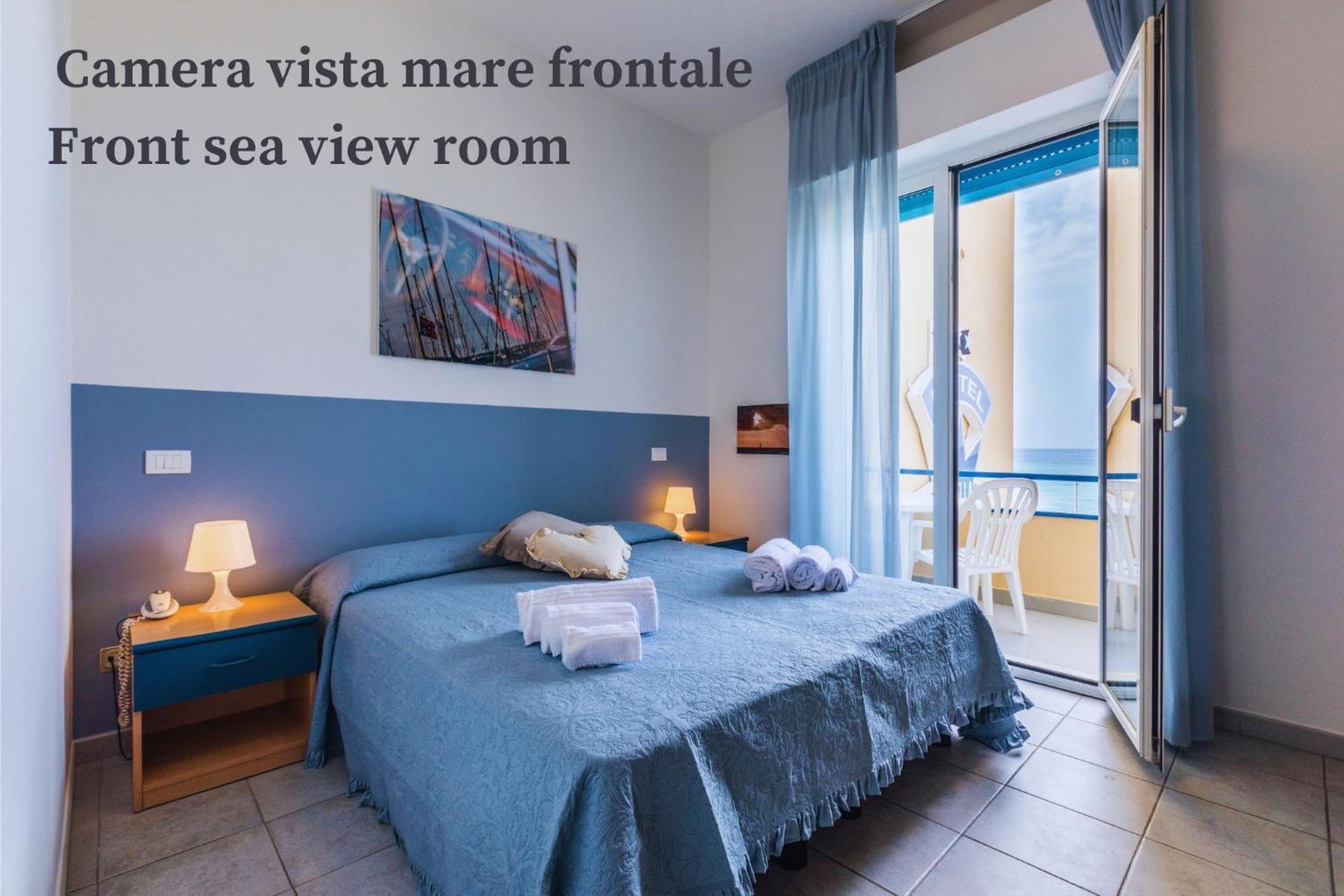 Stella Marina Hotel 3*